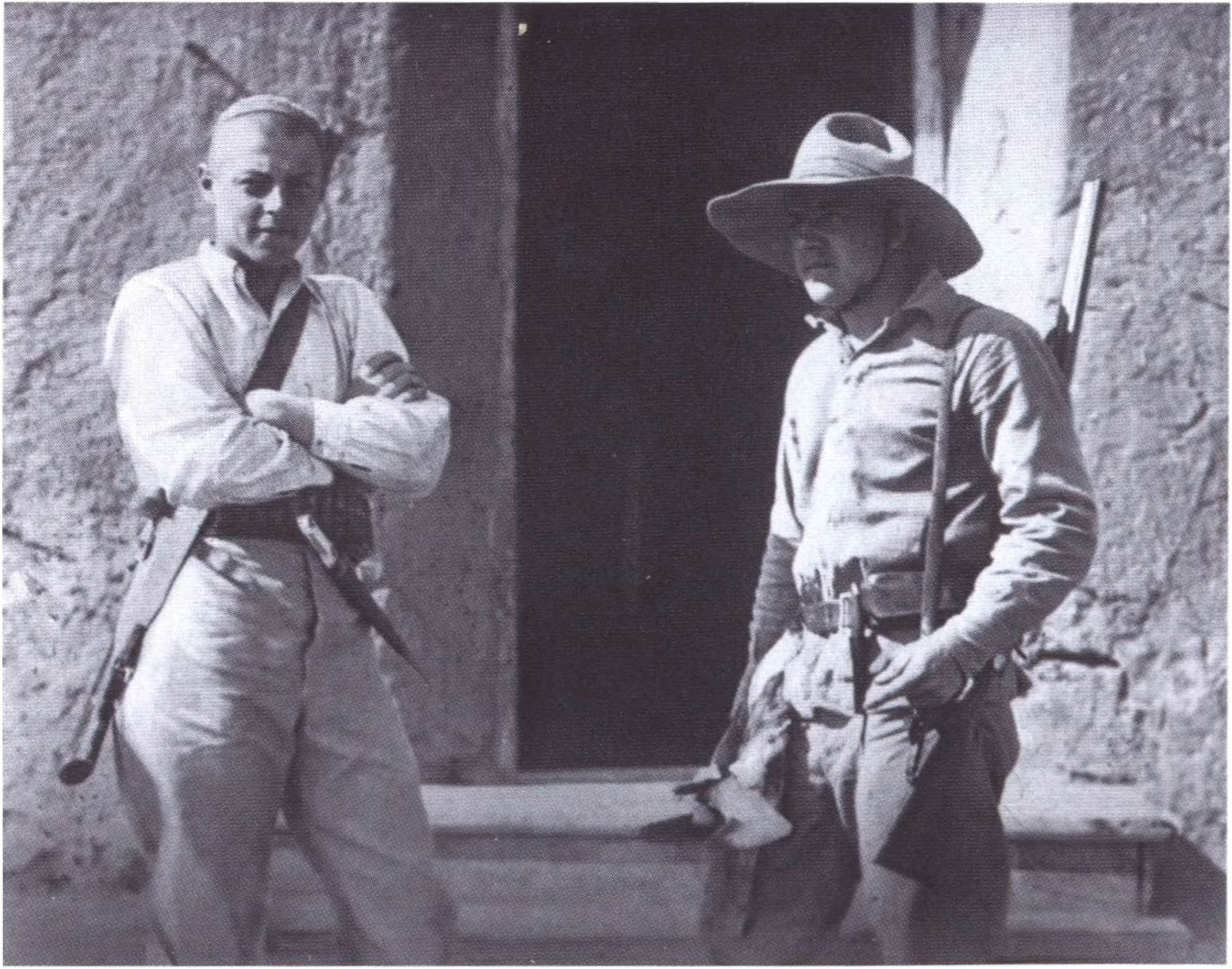И.А. Ефремов и Б.К. Пискарёв. Тургайская экспедиция. 1926 г.