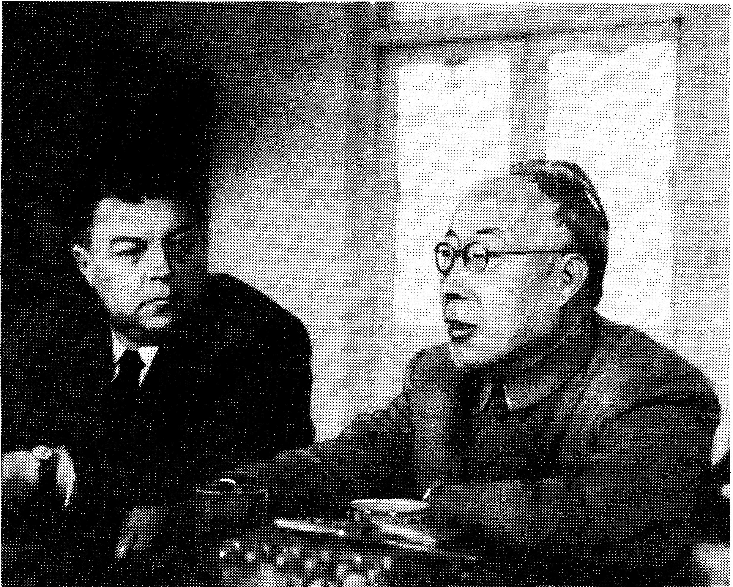 Ян Чжун-чян и И.А. Ефремов в Институте палеонтологии позвоночных. Пекин (1958 г.)