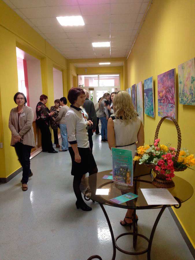 В Курске открылась выставка картин Натальи Деловой по произведениям Ивана Ефремова